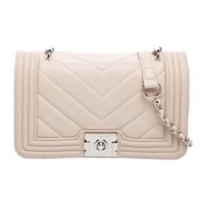 NWT Badgley Mischka V Quilted Crossbody Bag In Beige With Silver Hardware